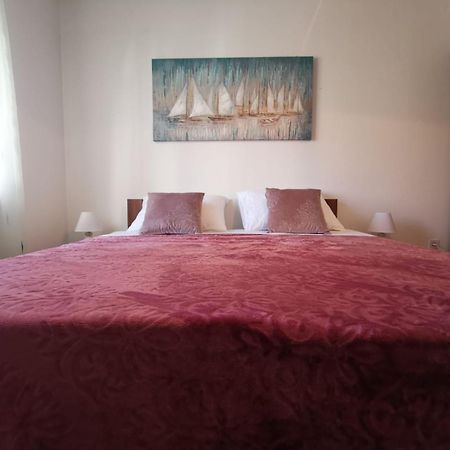 Apartments Mila Kaštela الغرفة الصورة